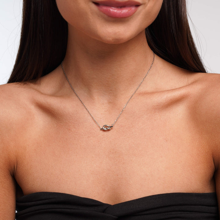 Knot Necklace