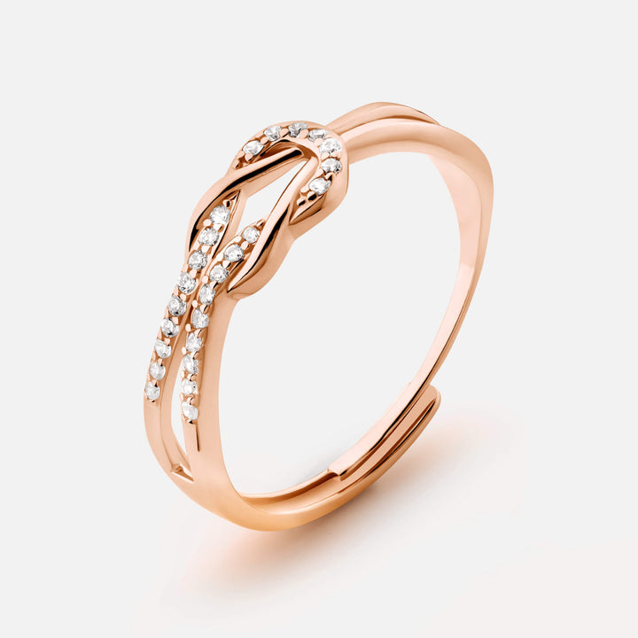 Knot Ring in Rose Gold