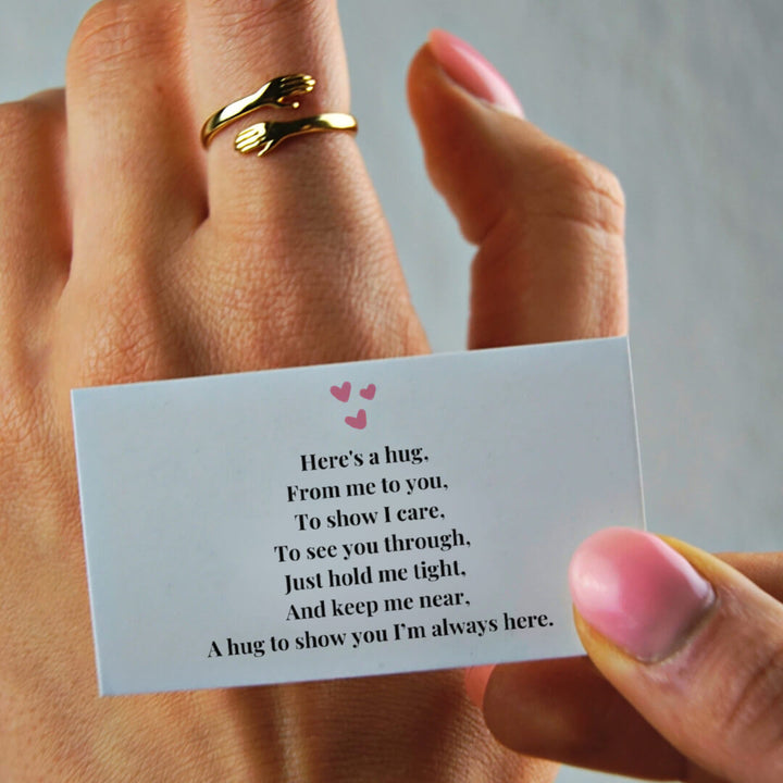 Hug Ring in Rose Gold